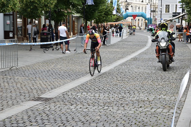 科技领域投 科技领域投